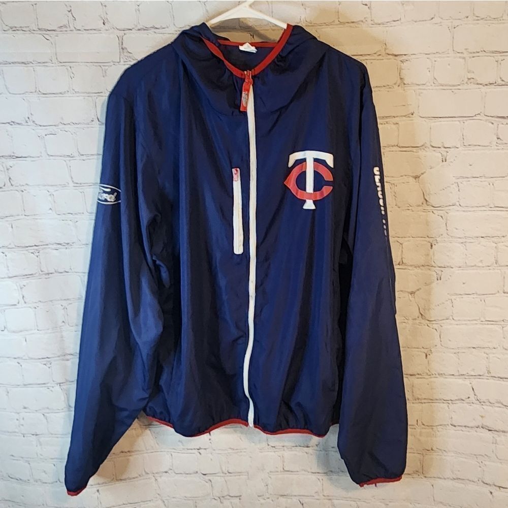 Men's Success Brands "MN Twins" Season Ticket Holder zip-up windbreaker, size XL